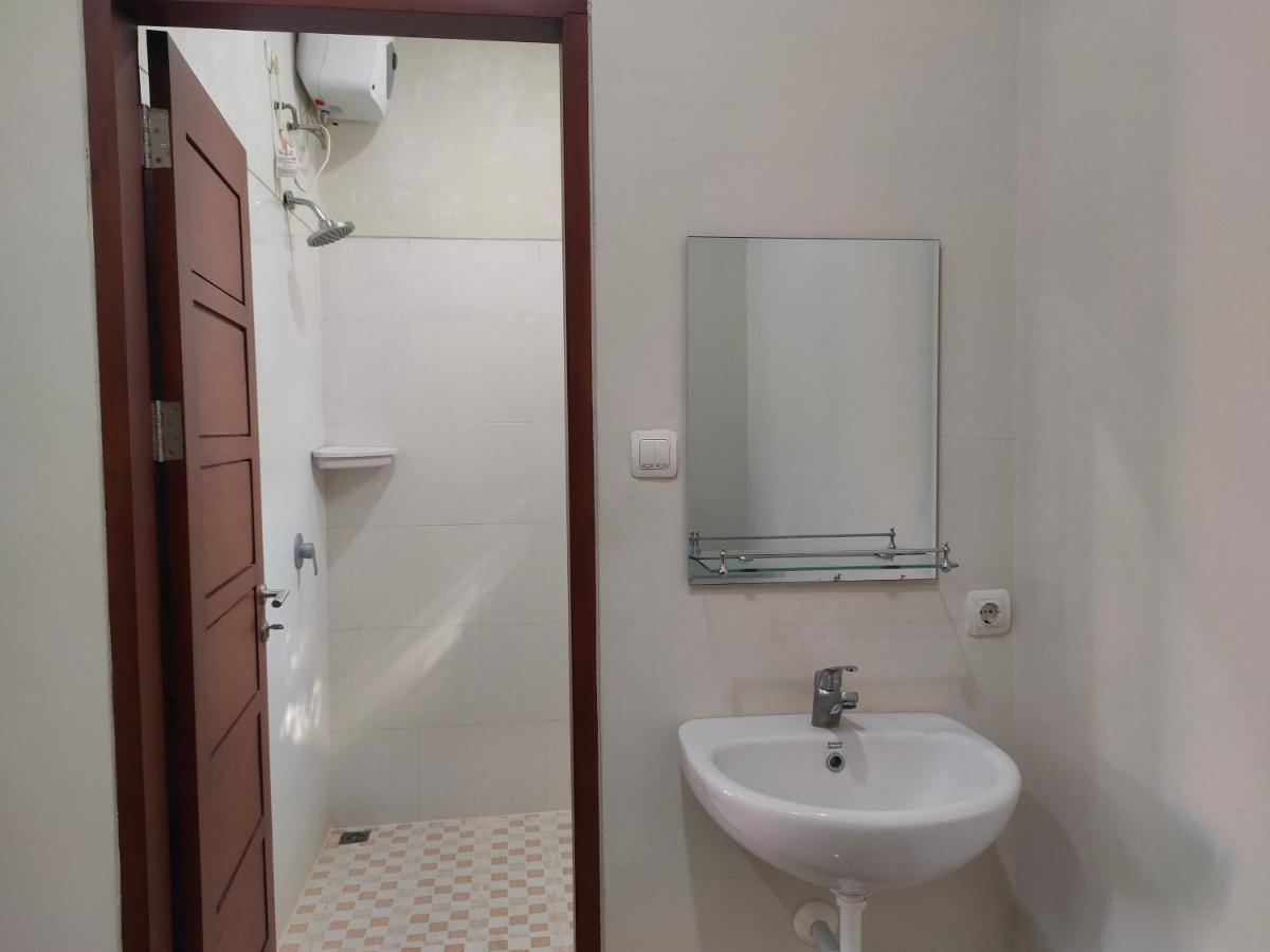 Wiana Homestay Sanur Zewnętrze zdjęcie